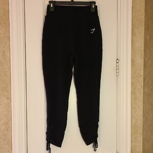Gymshark Cropped Cinched Leg Joggers Black Heather Small